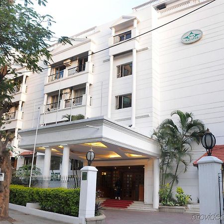 Nalapad'S Hotel Bangalore International Esterno foto