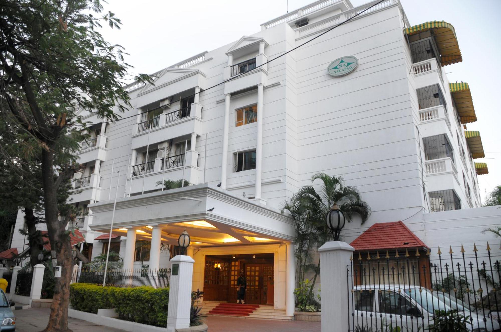 Nalapad'S Hotel Bangalore International Esterno foto