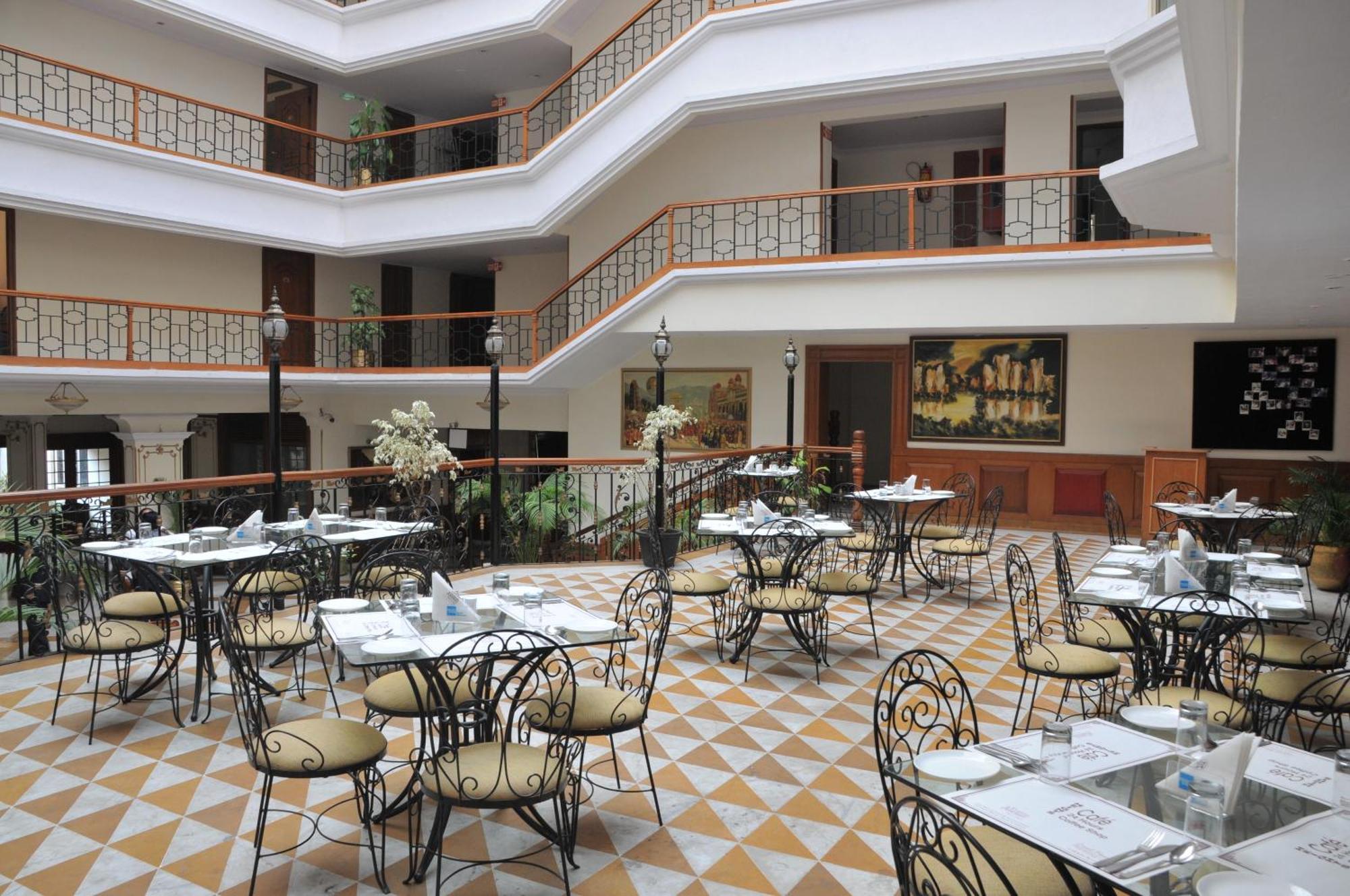 Nalapad'S Hotel Bangalore International Esterno foto