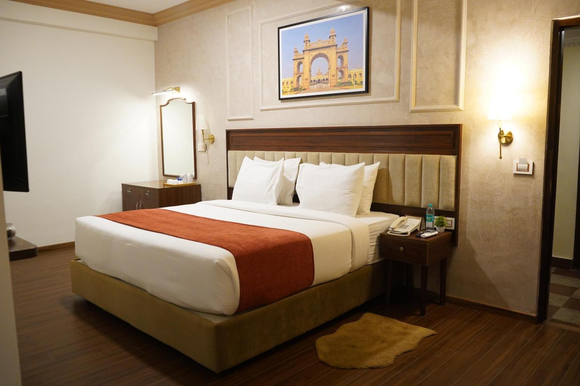 Nalapad'S Hotel Bangalore International Esterno foto