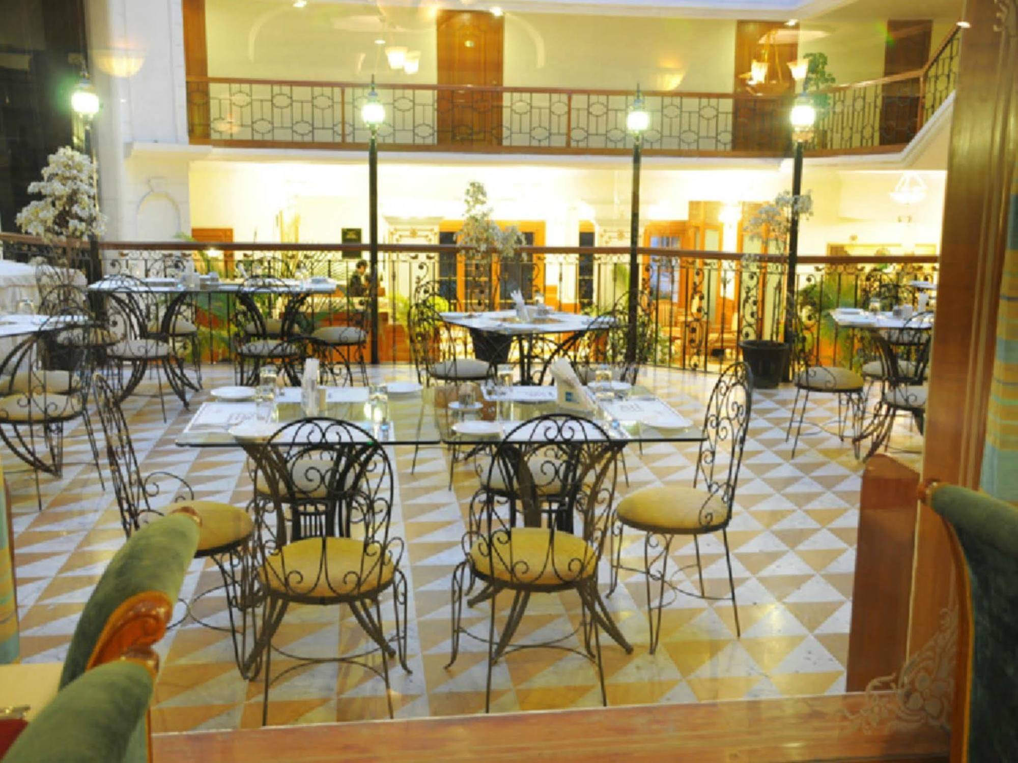 Nalapad'S Hotel Bangalore International Esterno foto